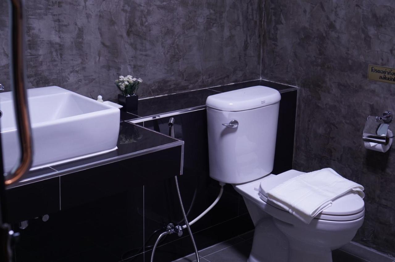 S.S.Hotel Nangrong Екстер'єр фото